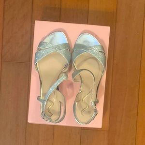 Nina Nazlee-YG silver heels, size 9